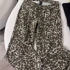 Low waist Leopard Print jeans